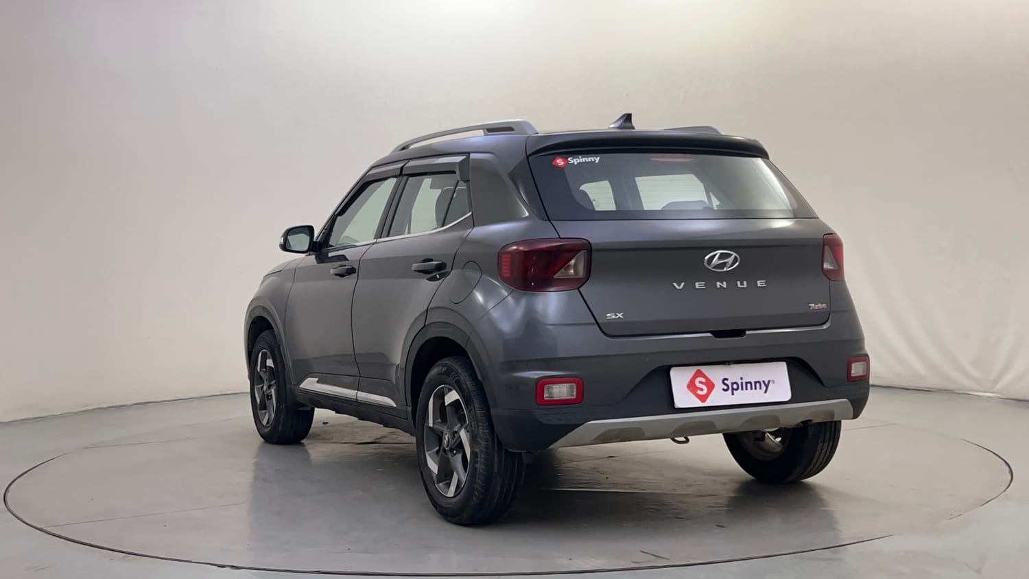 Used 2021 Hyundai Venue SX 1.0 Turbo iMT Petrol Manual exterior LEFT REAR CORNER VIEW