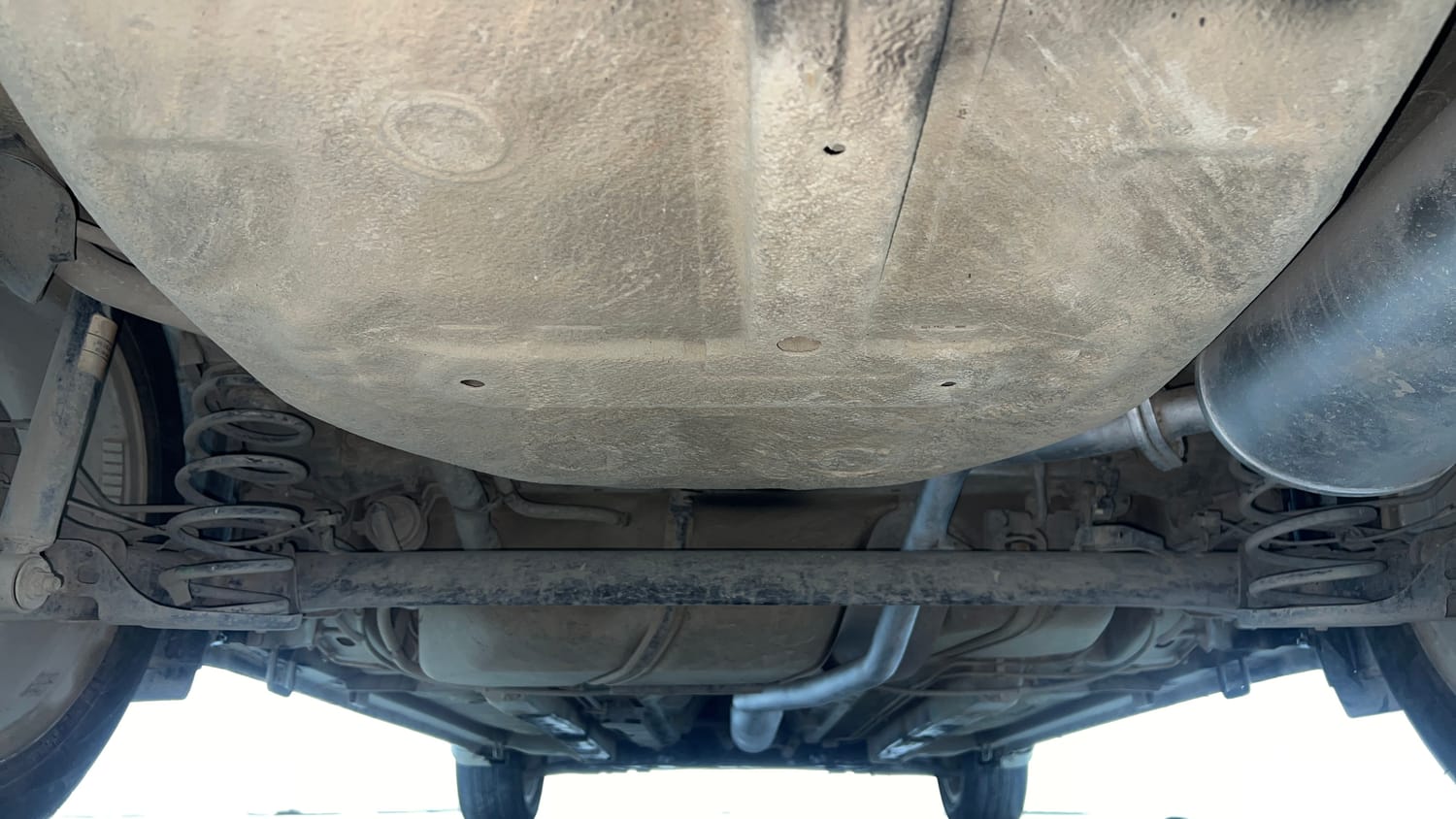Used 2018 Maruti Suzuki Ciaz Alpha Hybrid 1.5 Petrol Manual extra REAR UNDERBODY VIEW (TAKEN FROM REAR)