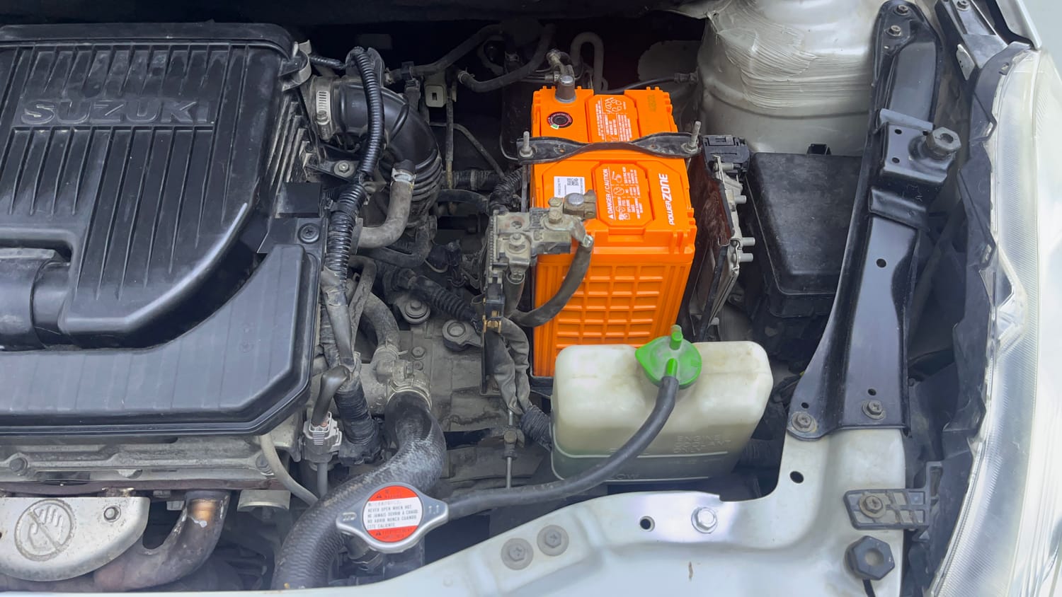 Used 2013 Maruti Suzuki Swift VXi Petrol Manual engine ENGINE LEFT SIDE VIEW