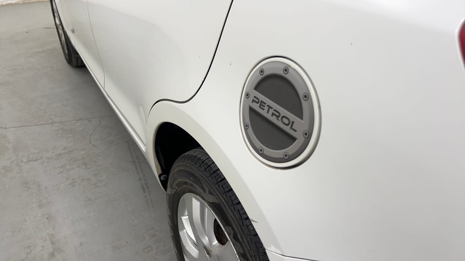 Used 2012 Maruti Suzuki Swift Dzire ZXI Petrol Manual dents MINOR DENT
