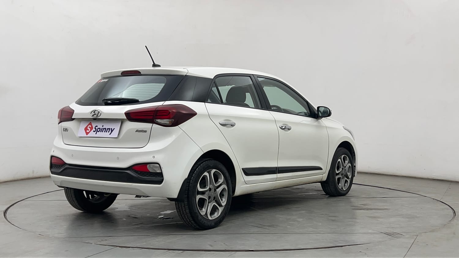 Used 2018 Hyundai Elite i20 Asta 1.2 (O) Petrol Manual exterior RIGHT REAR CORNER VIEW