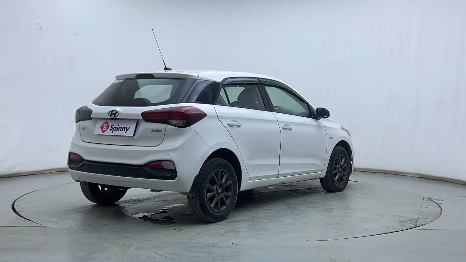 Used 2018 Hyundai Elite i20 Asta 1.2 AT Petrol Automatic exterior RIGHT REAR CORNER VIEW