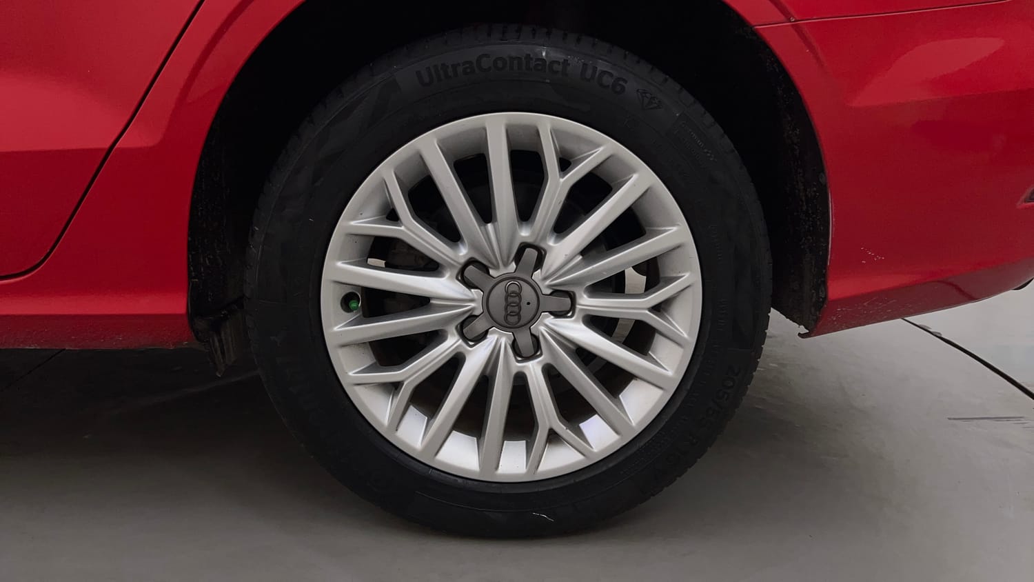Used 2015 Audi A3 35 TDI Premium Plus + Sunroof Diesel Automatic tyres LEFT REAR TYRE RIM VIEW