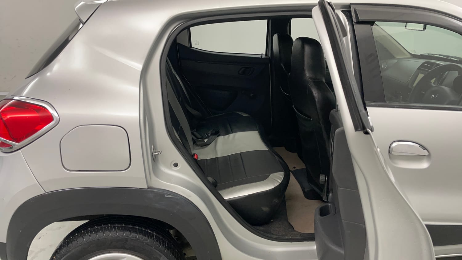 Used 2016 Renault Kwid RXT Petrol Manual interior RIGHT SIDE REAR DOOR CABIN VIEW