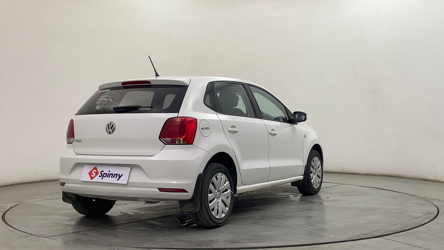 Used 2015 Volkswagen Polo Comfortline 1.2L (P) Petrol Manual exterior RIGHT REAR CORNER VIEW