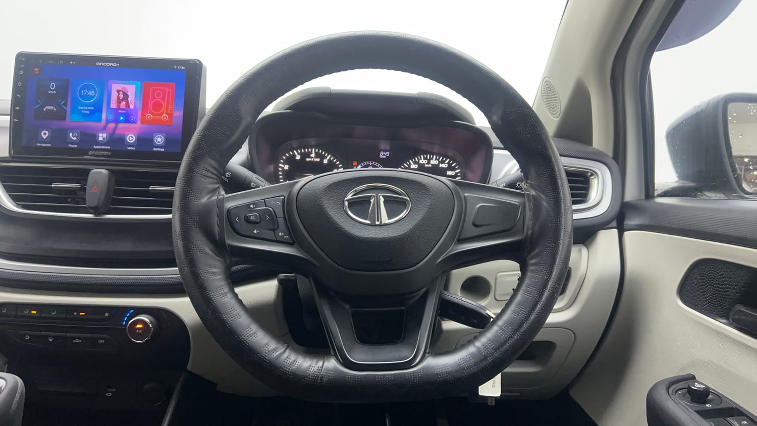 Used 2023 Tata Altroz XM Petrol Petrol Manual interior STEERING VIEW