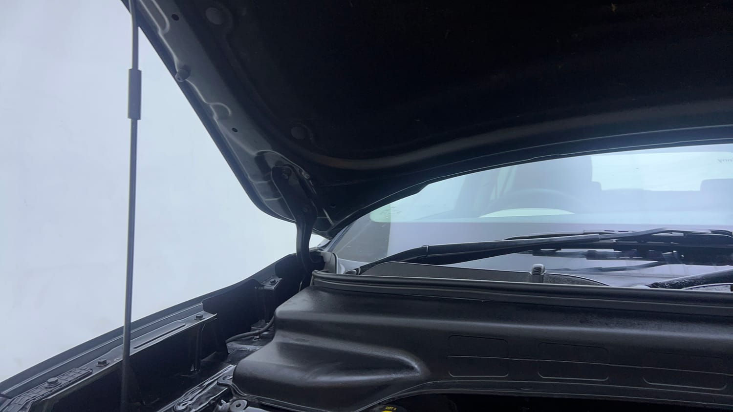 Used 2020 Hyundai Creta SX 1.5 Petrol IVT Petrol Automatic engine ENGINE RIGHT SIDE HINGE & APRON VIEW