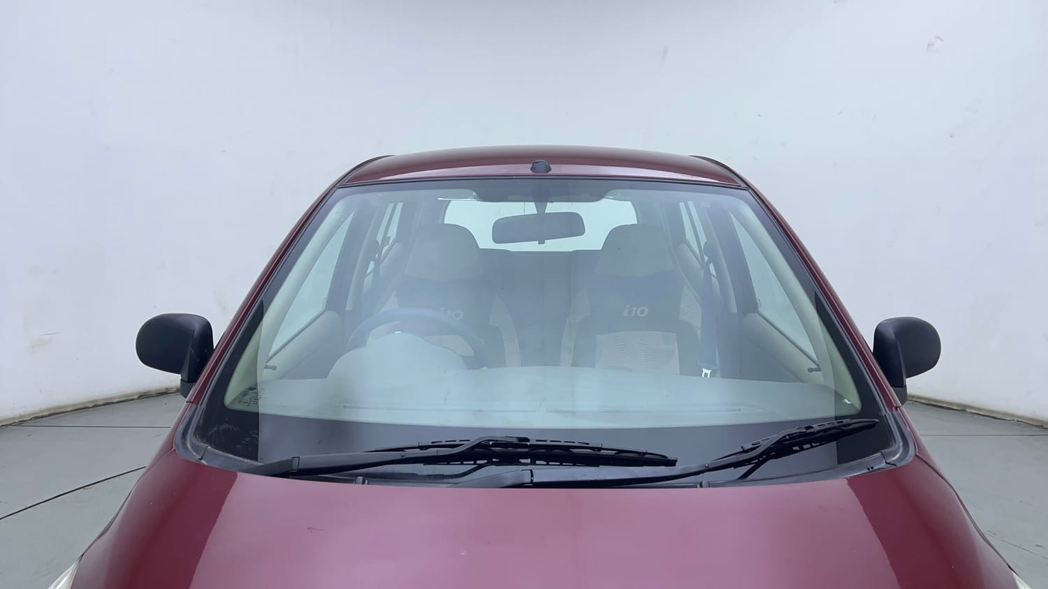 Used 2014 Hyundai i10 Magna 1.1 iRDE2 Petrol Manual exterior FRONT WINDSHIELD VIEW