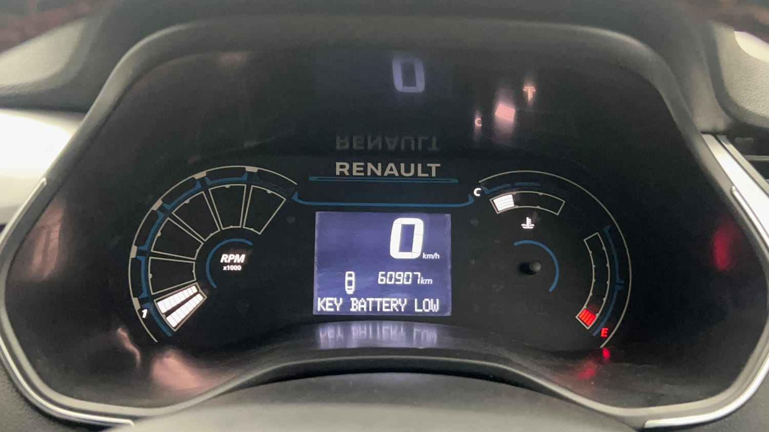 Used 2022 Renault Triber RXZ Dual Tone Petrol Manual interior CLUSTERMETER VIEW