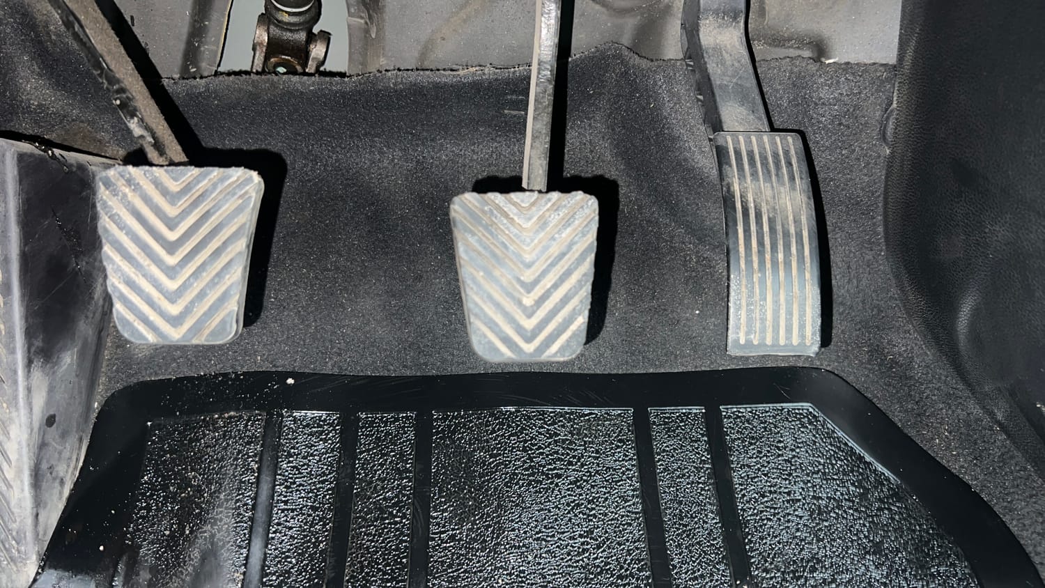 Used 2018 Hyundai Elite i20 Asta 1.2 (O) Petrol Manual interior PEDALS VIEW
