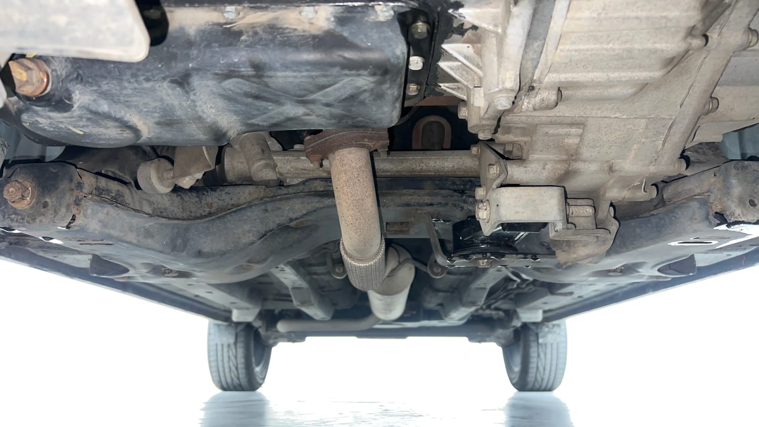 Used 2019 Tata Nexon XZ Plus Diesel Diesel Manual extra FRONT LEFT UNDERBODY VIEW