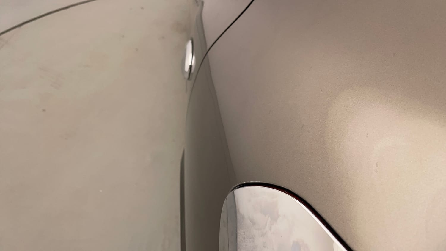 Used 2018 Renault Kwid 1.0 RXT AMT Opt Petrol Automatic dents MINOR SCRATCH