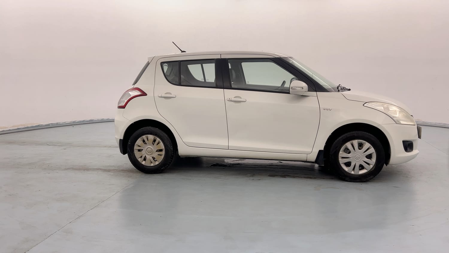 Used 2013 Maruti Suzuki Swift VXi Petrol Manual exterior RIGHT SIDE VIEW