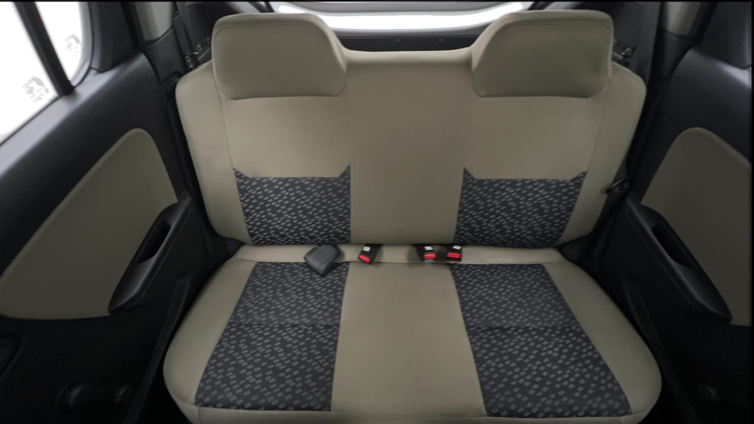 Used 2016 Maruti Suzuki Alto K10 LXi Petrol Manual interior REAR SEAT CONDITION VIEW
