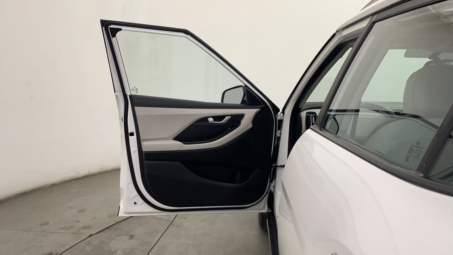 Used 2022 Hyundai Creta SX 1.5 Petrol Petrol Manual interior LEFT FRONT DOOR OPEN VIEW