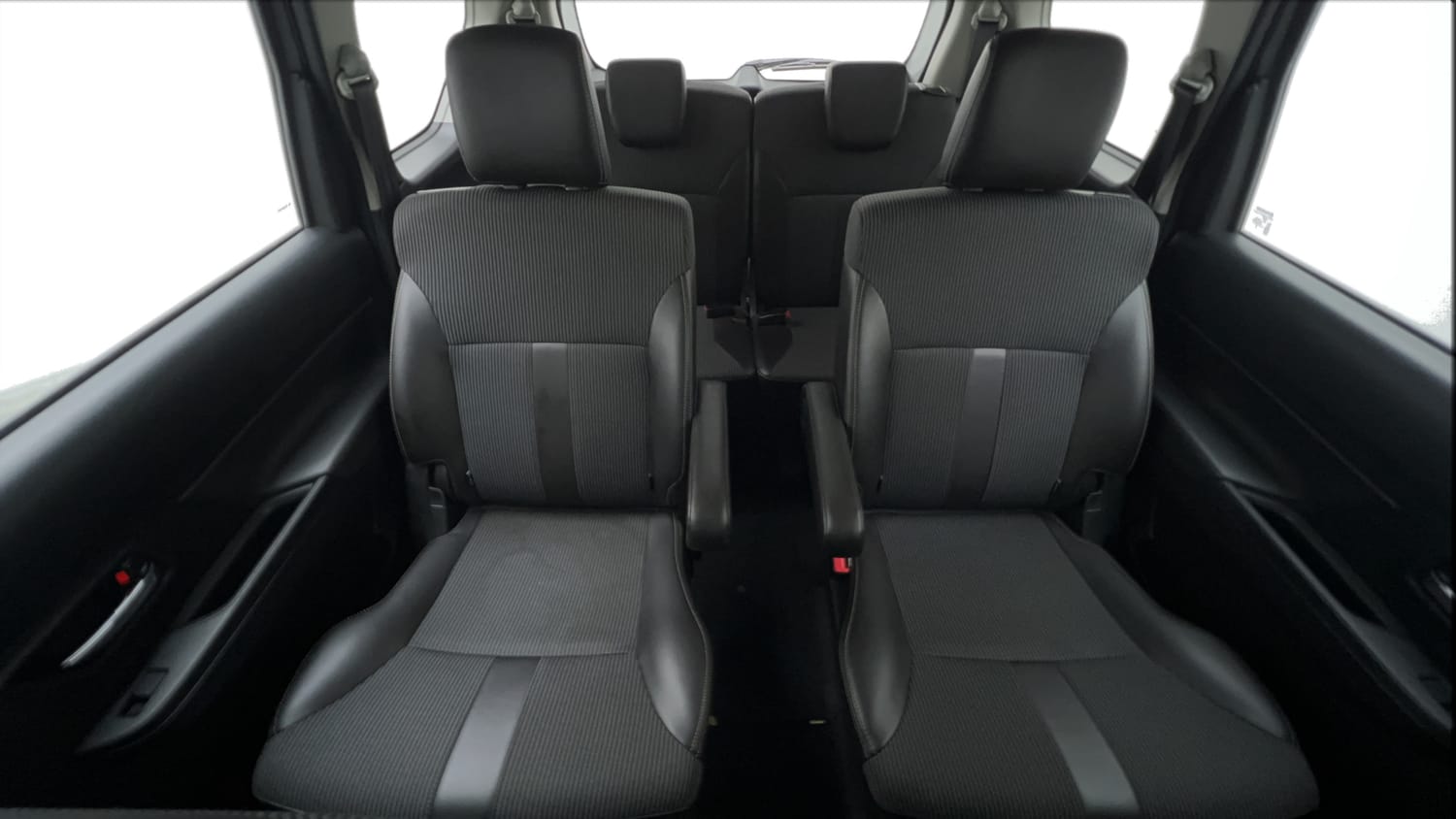 Used 2020 Maruti Suzuki XL6 Zeta MT Petrol Petrol Manual interior REAR SEAT CONDITION VIEW