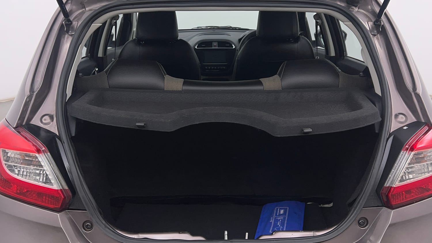 Used 2019 Tata Tiago Revotron XZ Plus Petrol Manual interior DICKY INSIDE VIEW