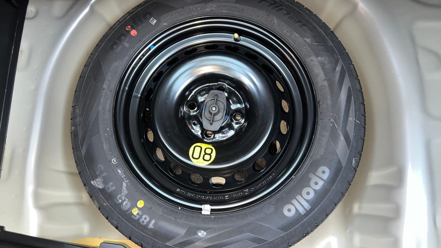 Used 2024 Toyota Glanza G AMT Petrol Automatic tyres SPARE TYRE VIEW