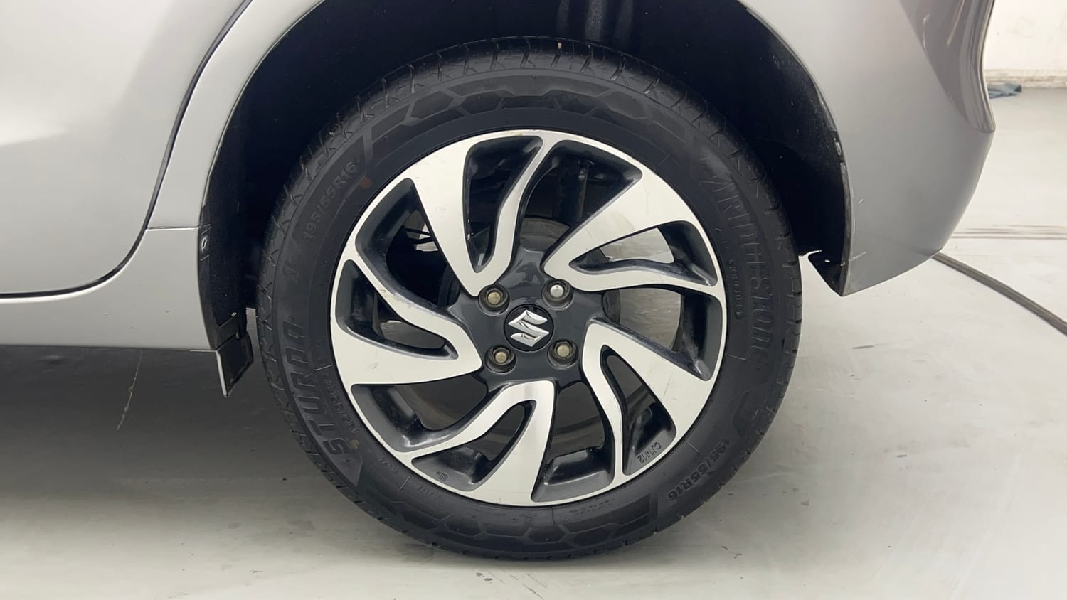 Used 2019 Maruti Suzuki Baleno Alpha Petrol Manual tyres LEFT REAR TYRE RIM VIEW