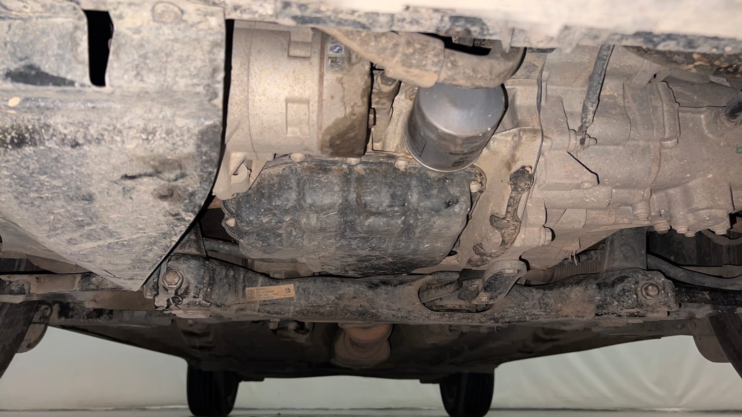 Used 2022 Volkswagen Taigun Topline 1.0 TSI MT Petrol Manual extra FRONT LEFT UNDERBODY VIEW