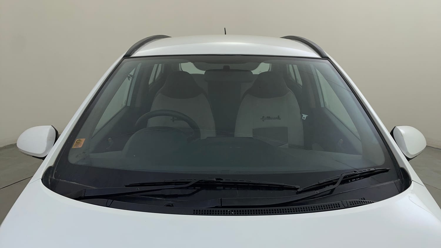 Used 2014 Hyundai Grand i10 Sportz 1.2 Kappa VTVT Petrol Manual exterior FRONT WINDSHIELD VIEW