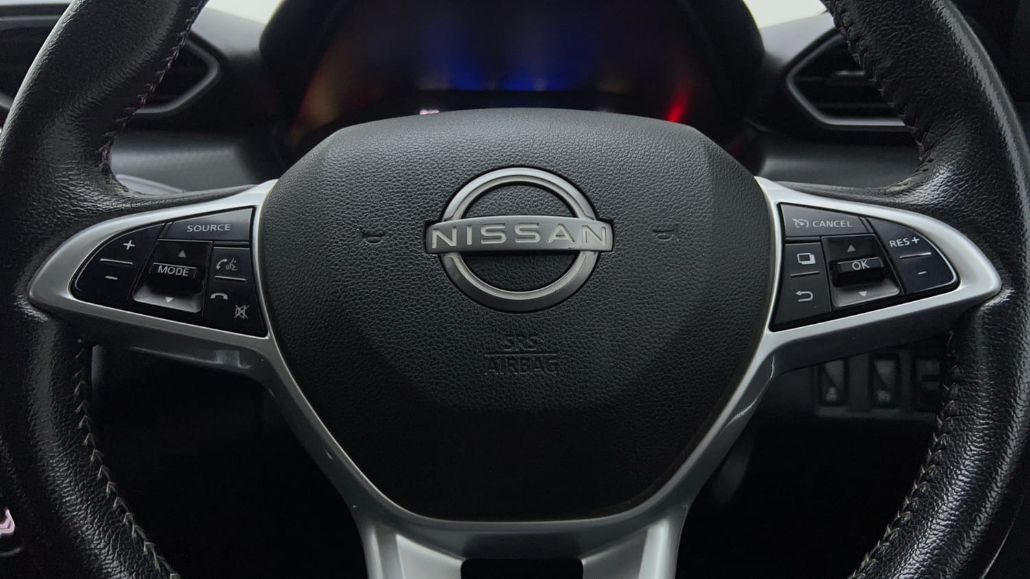 Used 2023 Nissan Magnite XV Premium Turbo CVT Petrol Automatic top_features Cruise control