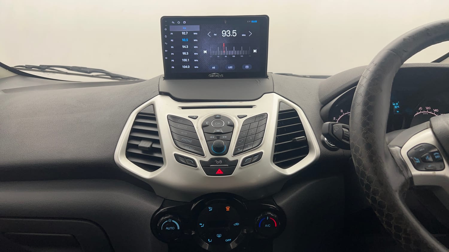 Used 2017 Ford EcoSport Titanium 1.5L Ti-VCT AT Petrol Automatic interior MUSIC SYSTEM & AC CONTROL VIEW