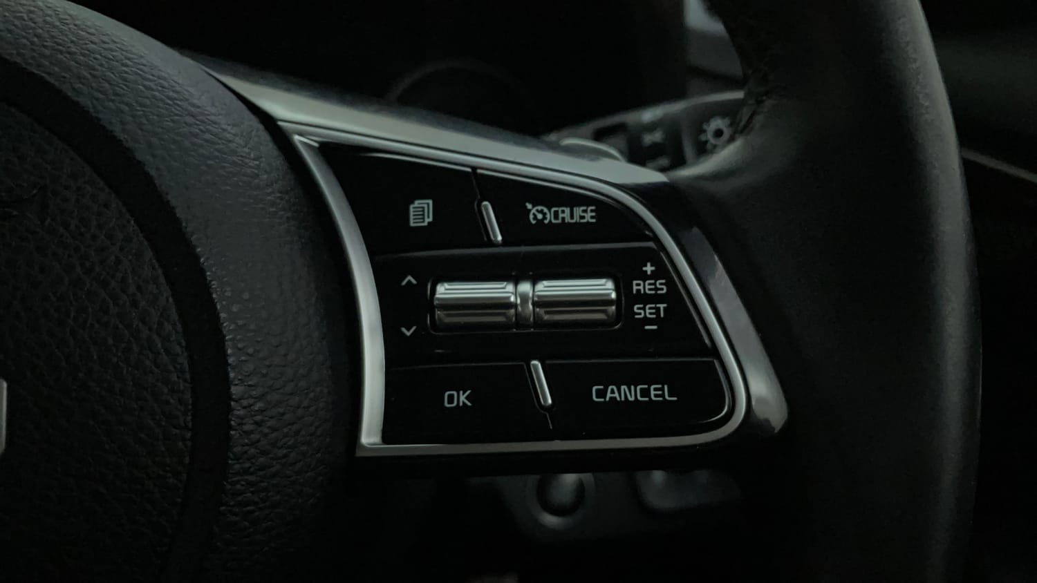 Used 2022 Kia Seltos X Line 1.4 DCT Petrol Automatic top_features Cruise control