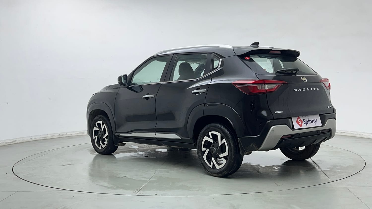 Used 2023 Nissan Magnite XV Premium Turbo CVT Petrol Automatic exterior LEFT REAR CORNER VIEW