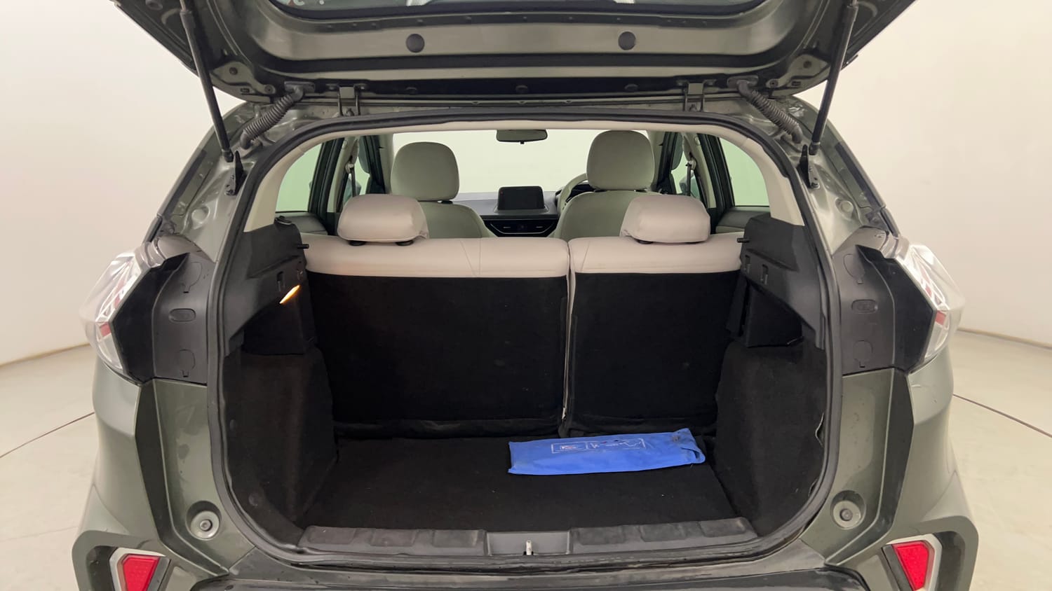 Used 2021 Tata Nexon XZ Plus (O) Petrol Manual interior DICKY INSIDE VIEW