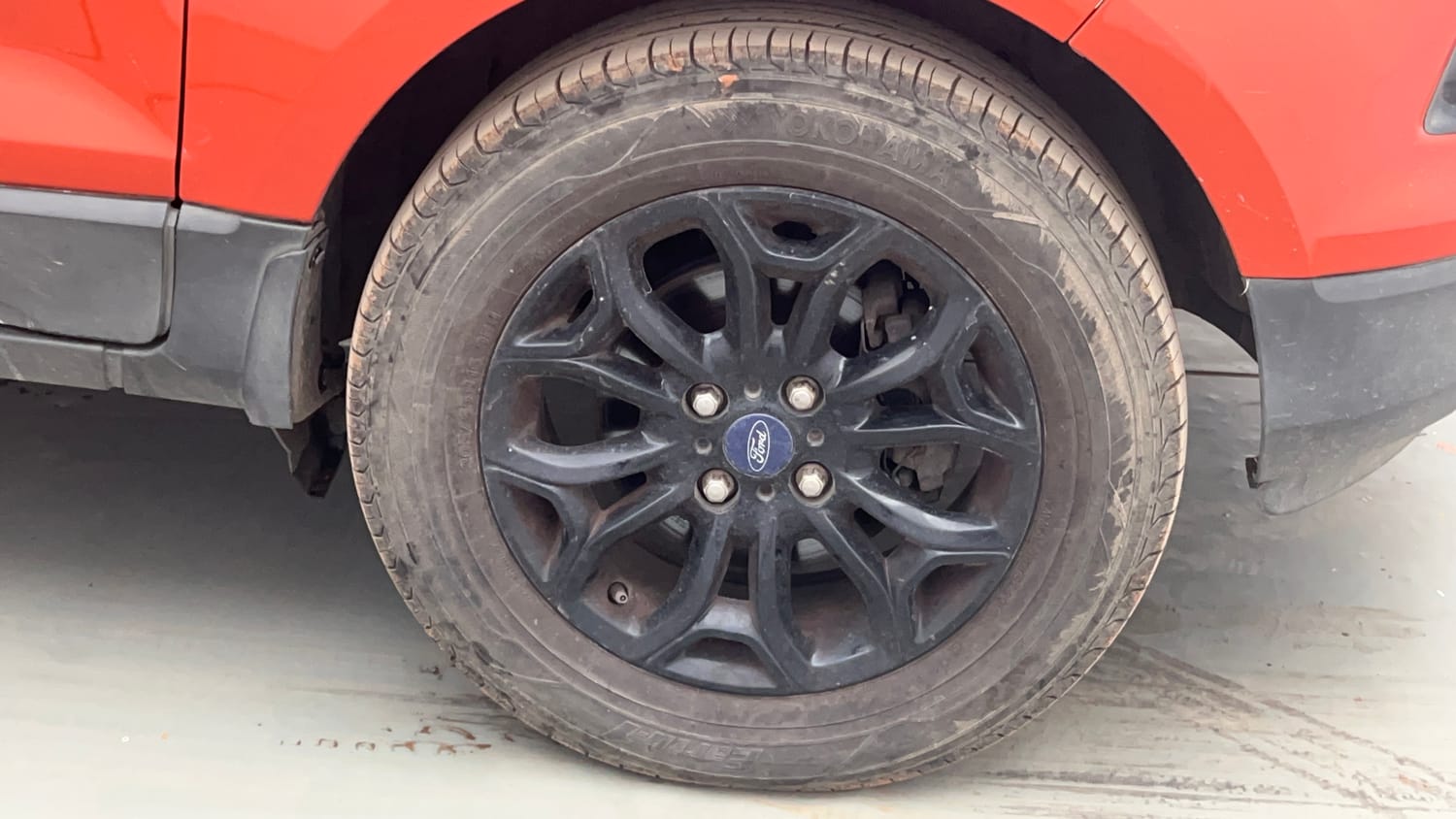 Used 2017 Ford EcoSport Titanium 1.5L Ti-VCT AT Petrol Automatic tyres RIGHT FRONT TYRE RIM VIEW
