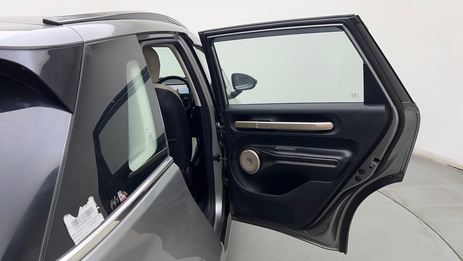 Used 2025 MG Motors Windsor EV Essence Pro Electric Automatic interior RIGHT REAR DOOR OPEN VIEW