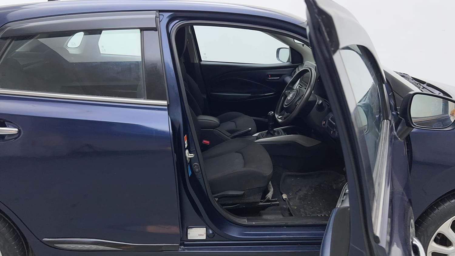 Used 2022 Maruti Suzuki Baleno Zeta MT Petrol Manual interior RIGHT SIDE FRONT DOOR CABIN VIEW