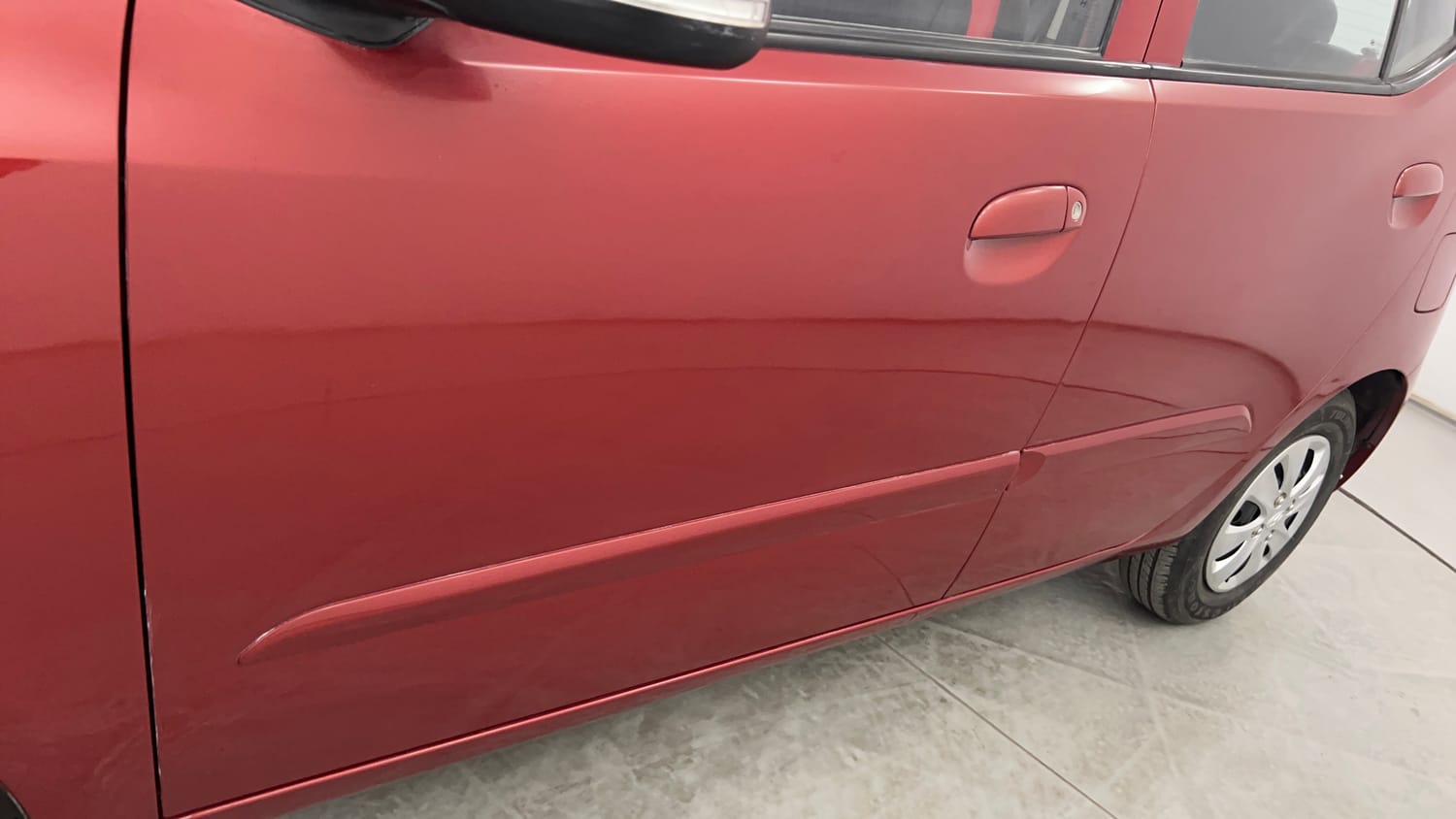 Used 2013 Hyundai i10 Sportz 1.2 AT Kappa2 Petrol Automatic dents MINOR SCRATCH