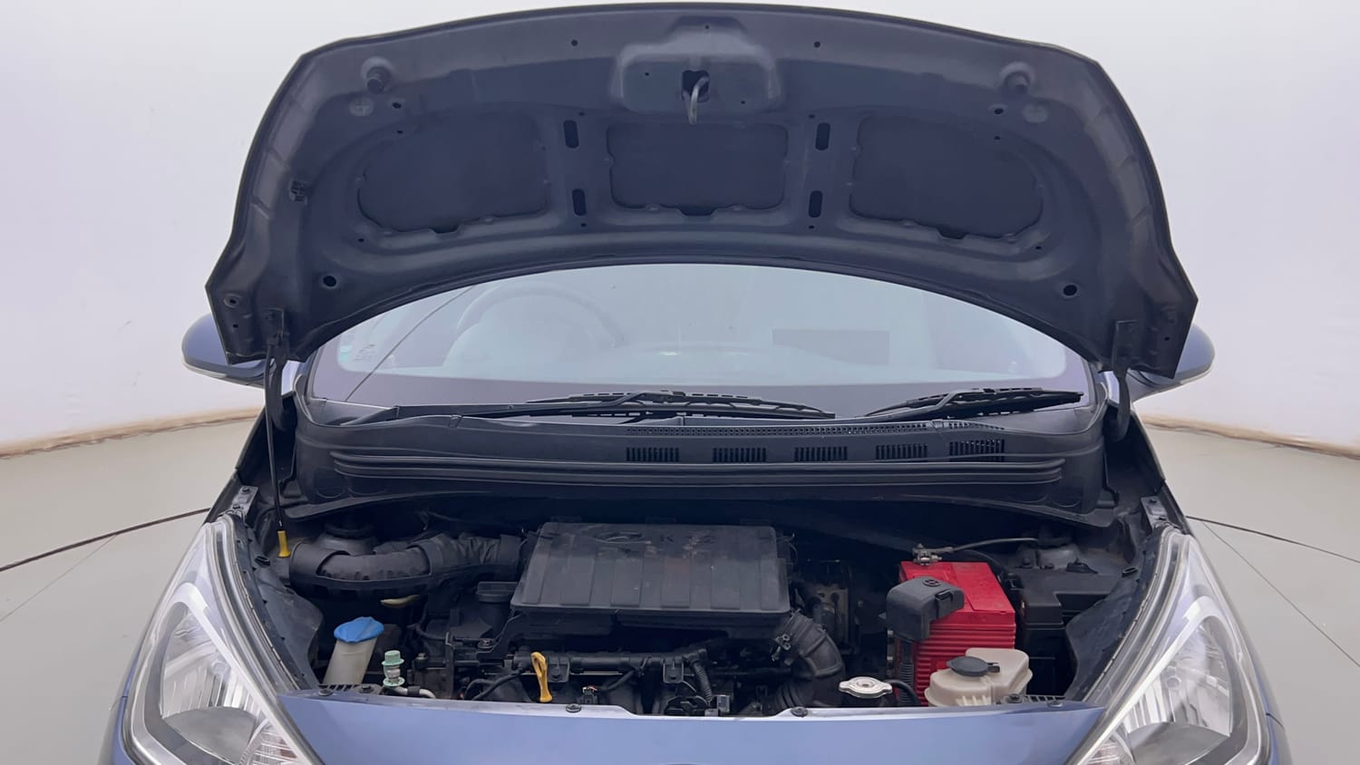 Used 2016 Hyundai Xcent SX 1.2 Petrol Manual engine ENGINE & BONNET OPEN FRONT VIEW
