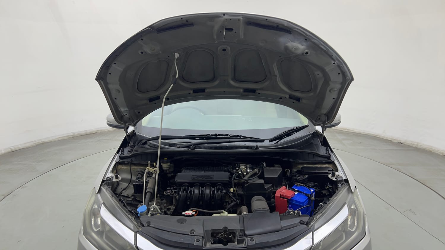 Used 2018 Honda City V Petrol Petrol Manual engine ENGINE & BONNET OPEN FRONT VIEW
