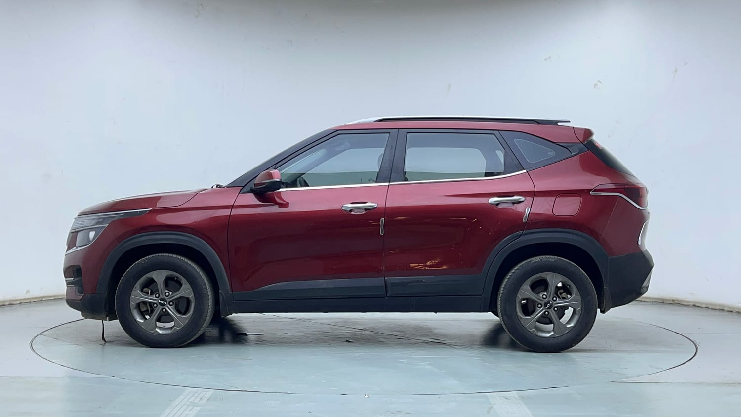 Used 2021 Kia Seltos HTK Plus 1.5 Diesel Diesel Manual exterior LEFT SIDE VIEW