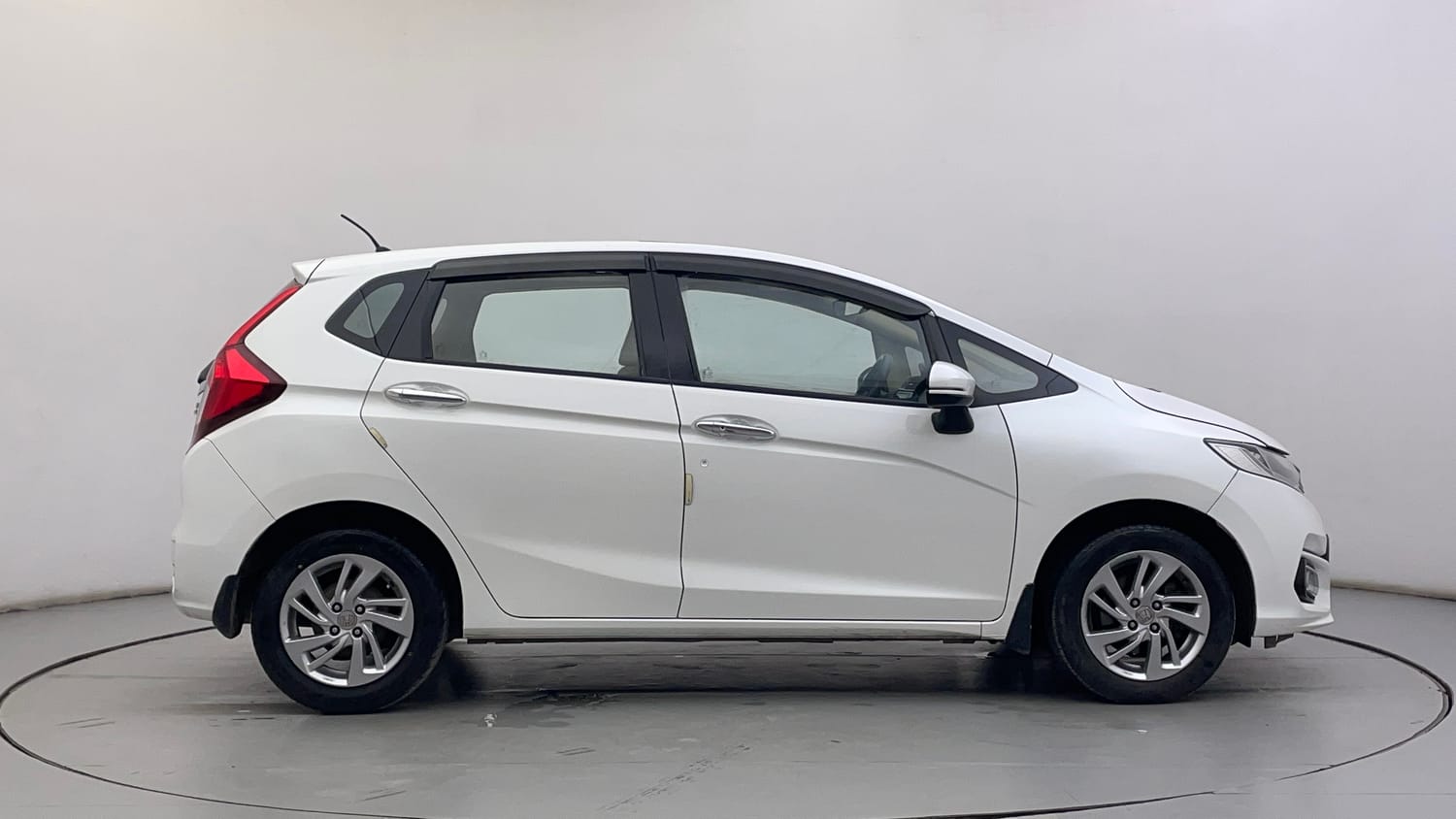 Used 2021 Honda Jazz ZX CVT Petrol Automatic exterior RIGHT SIDE VIEW