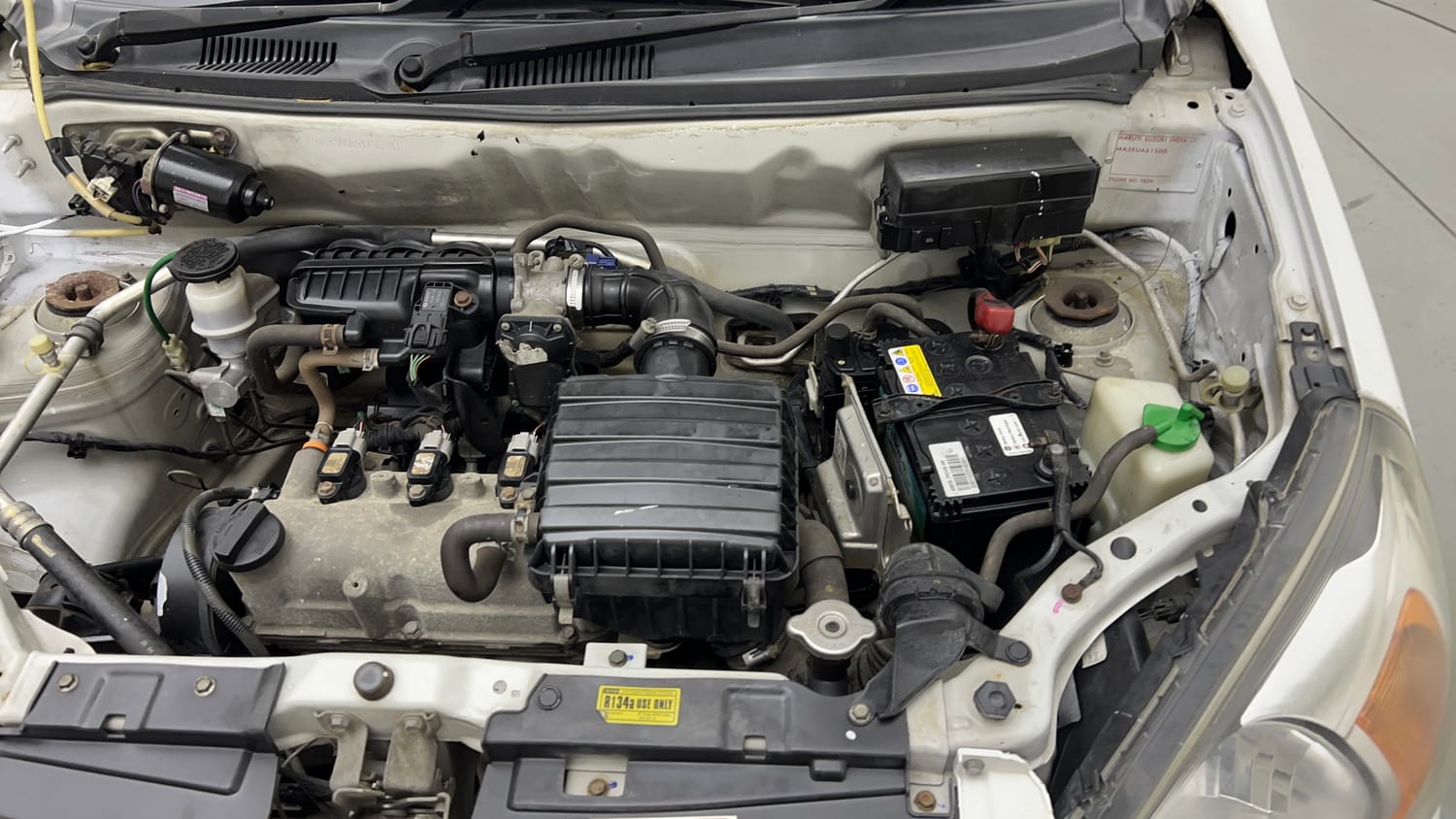Used 2018 Maruti Suzuki Alto 800 LXi Petrol Manual engine ENGINE LEFT SIDE VIEW