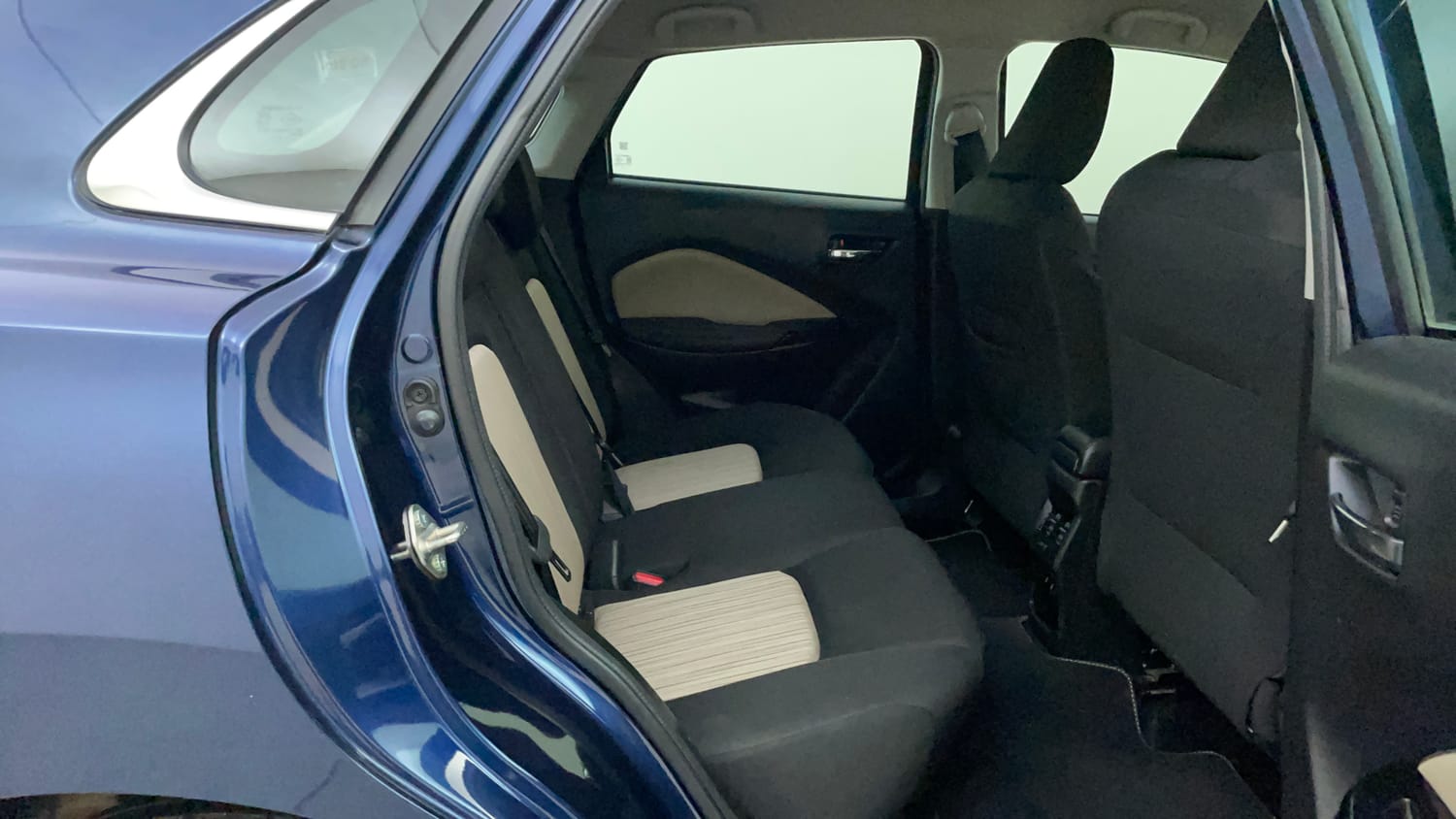 Used 2024 Toyota Glanza V AMT Petrol Automatic interior RIGHT SIDE REAR DOOR CABIN VIEW
