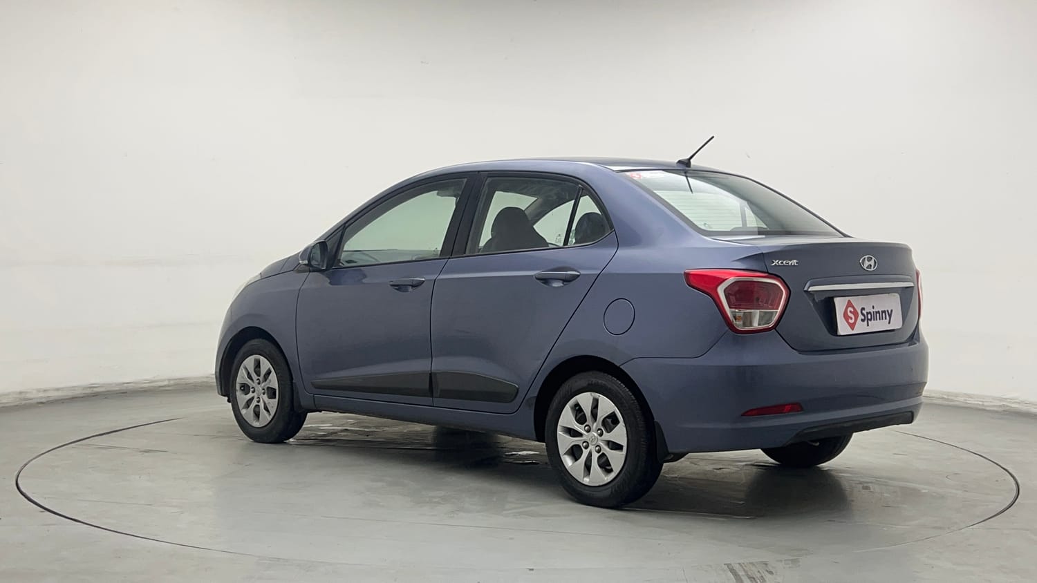 Used 2014 Hyundai Xcent S 1.2 Petrol Manual exterior LEFT REAR CORNER VIEW