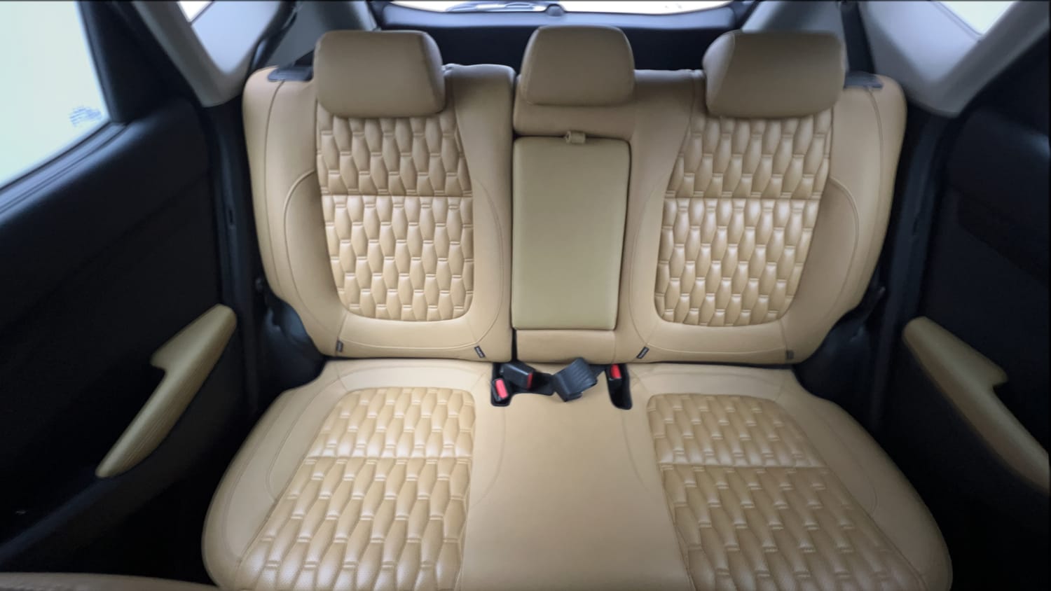 Used 2022 Kia Seltos HTX Plus 1.5 Diesel Diesel Manual interior REAR SEAT CONDITION VIEW