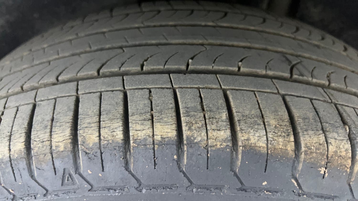 Used 2020 Hyundai Creta SX 1.5 Petrol IVT Petrol Automatic tyres LEFT REAR TYRE TREAD VIEW