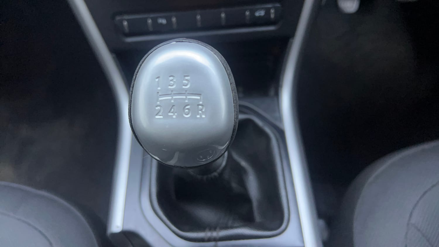 Used 2018 Tata Nexon XM Petrol Manual interior GEAR  KNOB VIEW