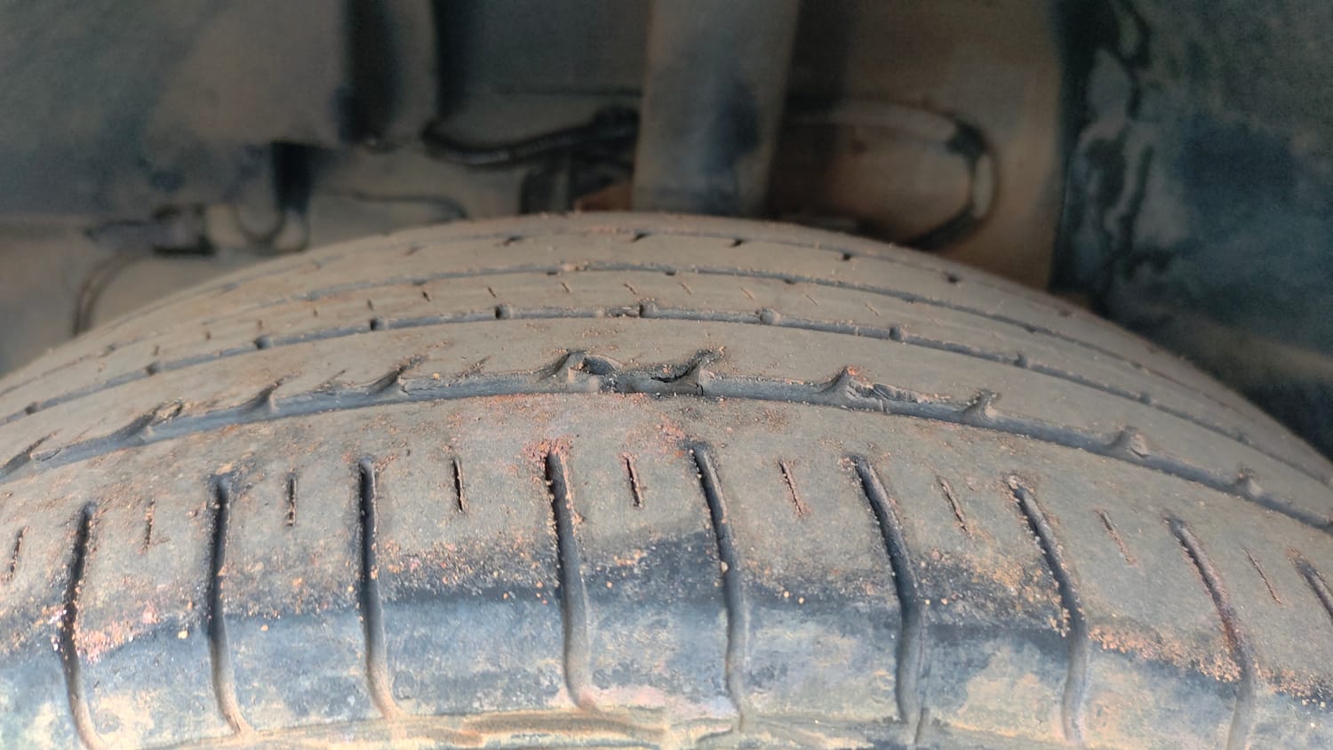 Used 2023 Tata Nexon XMA (S) Diesel Diesel Automatic tyres LEFT FRONT TYRE TREAD VIEW