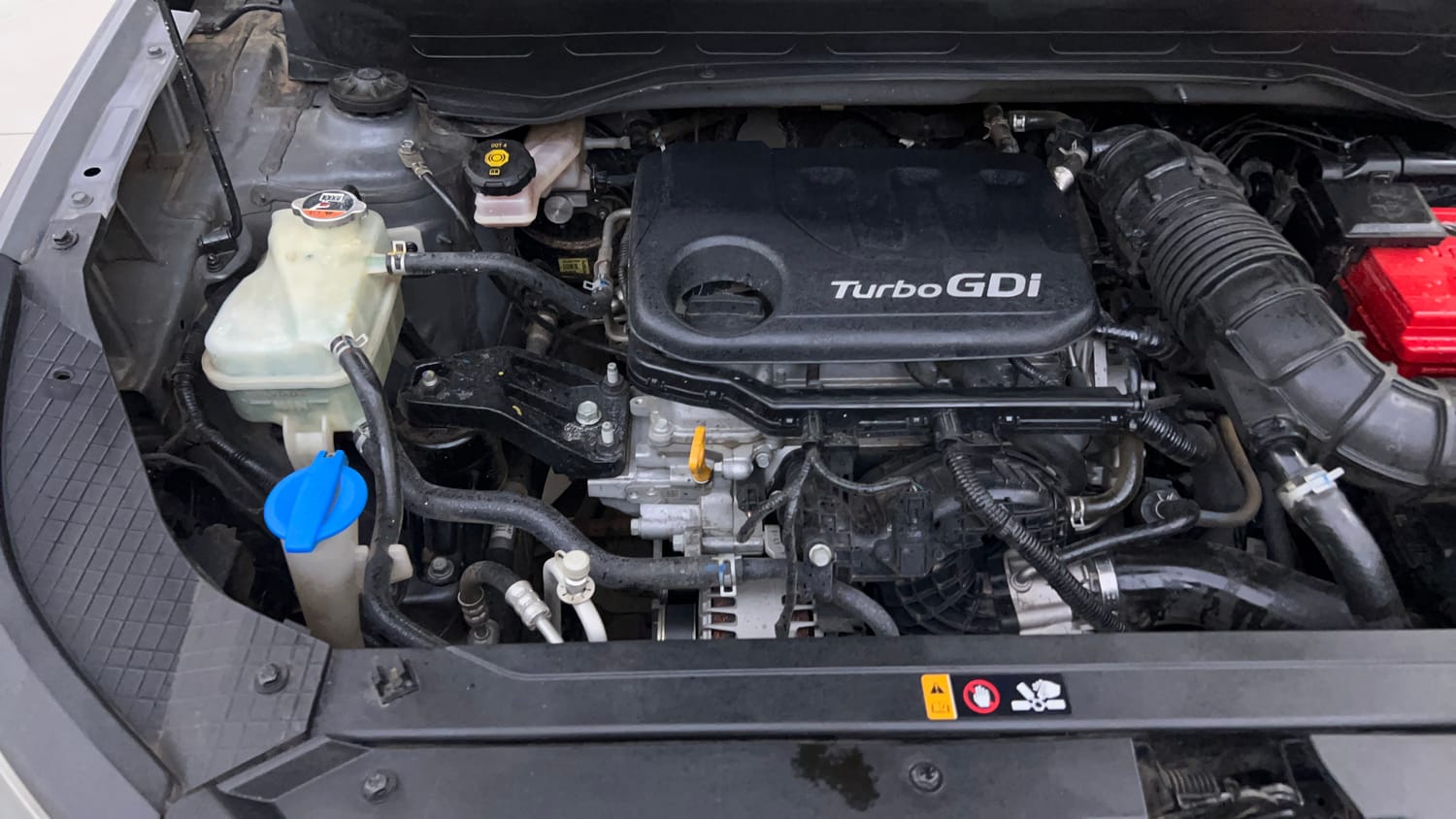 Used 2021 Hyundai Venue SX 1.0 Turbo iMT Petrol Manual engine ENGINE RIGHT SIDE VIEW