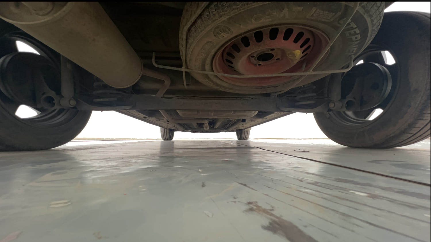 Used 2022 Renault Triber RXZ Dual Tone Petrol Manual extra REAR UNDERBODY VIEW (TAKEN FROM REAR)