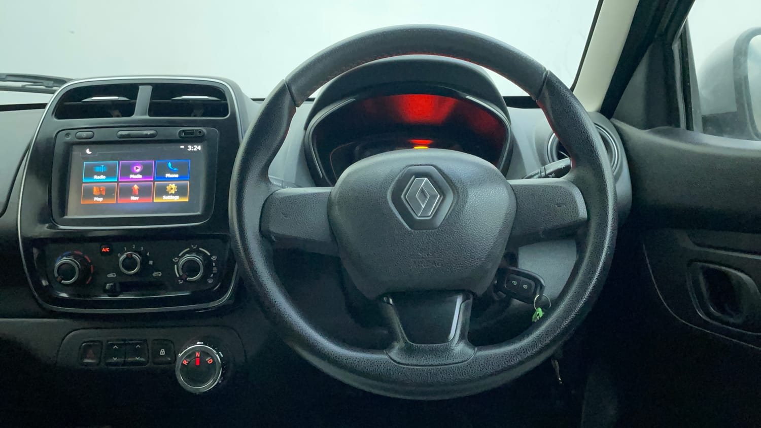 Used 2018 Renault Kwid 1.0 RXT AMT Opt Petrol Automatic interior STEERING VIEW