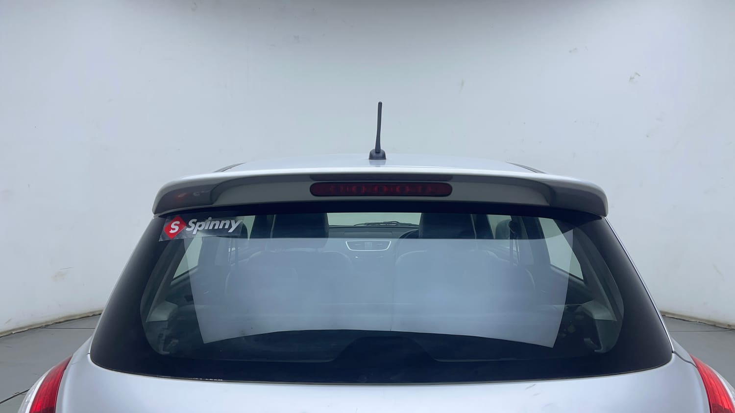 Used 2013 Maruti Suzuki Swift VXi Petrol Manual exterior BACK WINDSHIELD VIEW