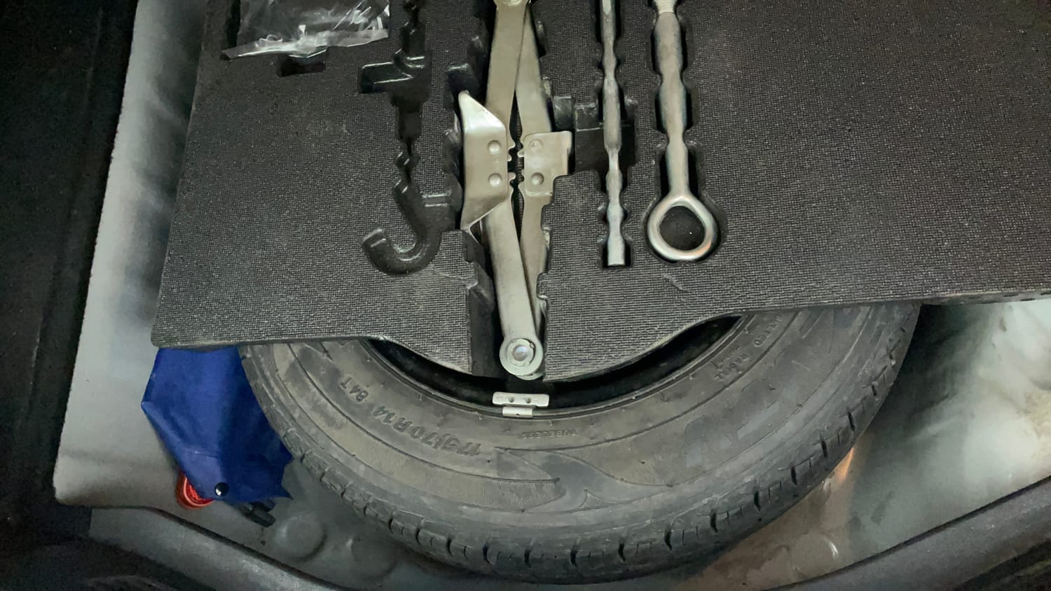 Used 2021 Honda Jazz ZX CVT Petrol Automatic tyres SPARE TYRE VIEW